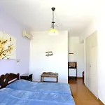Avra Отель 3*