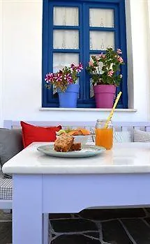 Hotell Avra 3*