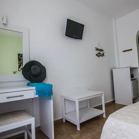 Avra Hotell Ios